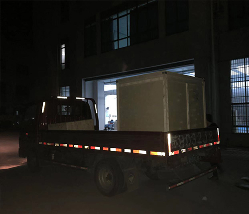 蚌埠客戶(hù)SMT設備專(zhuān)車(chē)送貨，貨到上門(mén)安裝調試