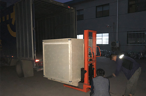 永州客戶(hù)SMT設備專(zhuān)車(chē)送貨，貨到上門(mén)安裝調試