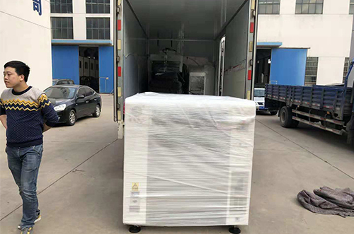 蘇州客戶(hù)SMT設備專(zhuān)車(chē)送貨，貨到上門(mén)安裝調試